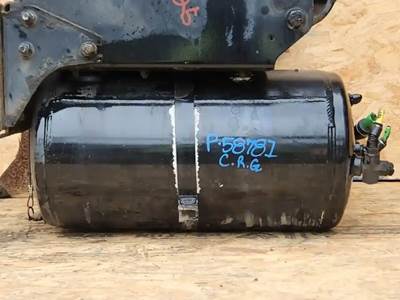 Freightliner Cascadia 125 Air Tank