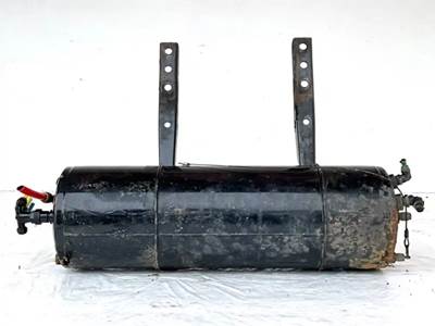 Freightliner Cascadia 125 Air Tank