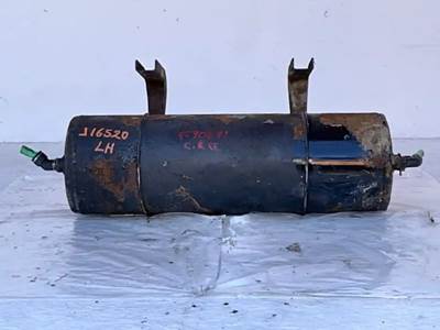 Freightliner Cascadia 125 Air Tank