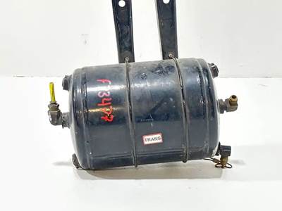 Freightliner Cascadia 125 Air Tank