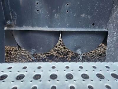 Freightliner Cascadia 125 Air Tank