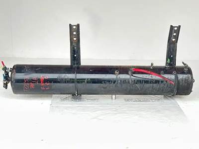 Freightliner Cascadia 125 Air Tank