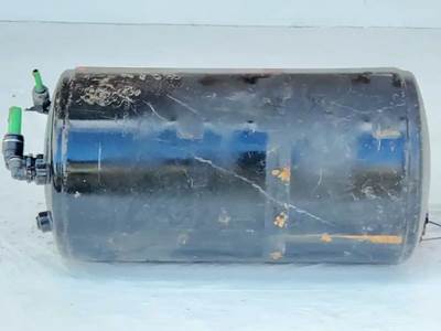 Freightliner Cascadia 125 Air Tank