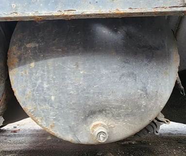 Freightliner Cascadia 125 Air Tank
