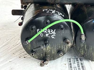 Freightliner Cascadia 125 Air Tank