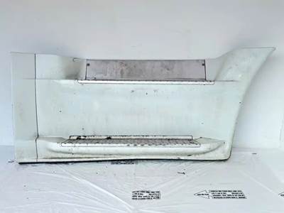 Freightliner Cascadia 125 Air Tank