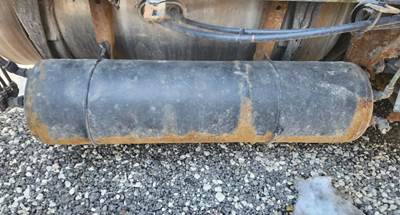 Freightliner Cascadia 125 Air Tank