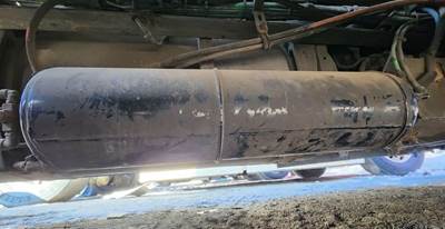 Freightliner Cascadia 125 Air Tank