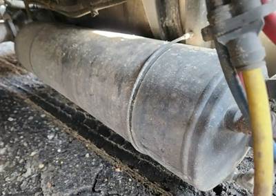 Freightliner Cascadia 125 Air Tank