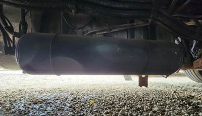 Freightliner Cascadia 125 Air Tank