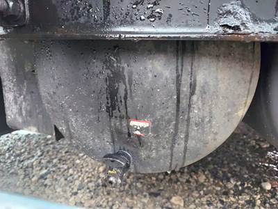 Freightliner Cascadia 125 Air Tank