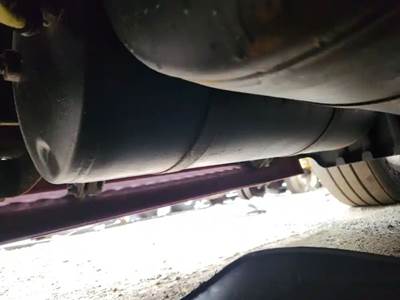 Freightliner Cascadia 126 Air Tank