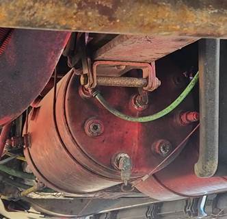 Freightliner Cascadia 126 Air Tank