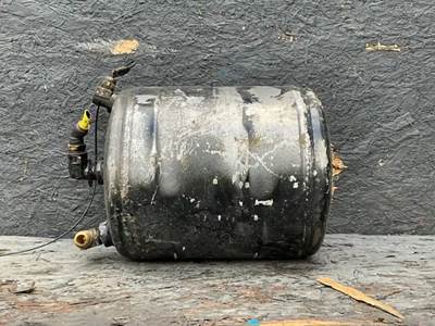 Freightliner Cascadia 126 Air Tank