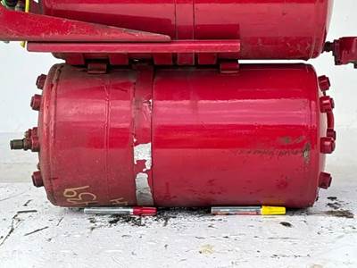 Freightliner Cascadia 126 Air Tank