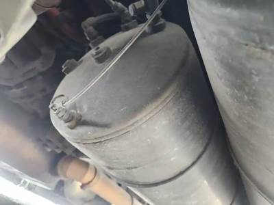 Freightliner Cascadia 126 Air Tank