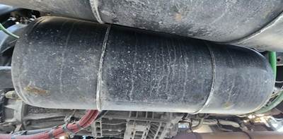 Freightliner Cascadia 126 Air Tank