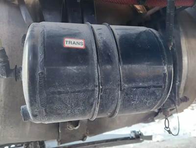 Freightliner Cascadia 126 Air Tank