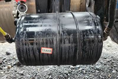 Freightliner Cascadia 126 Air Tank