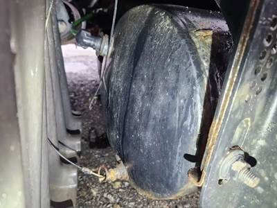 Freightliner Cascadia 126 Air Tank