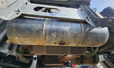 Freightliner Cascadia 126 Air Tank