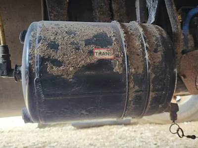 Freightliner Cascadia 126 Air Tank