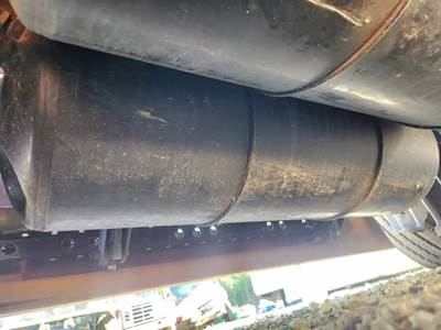 Freightliner Cascadia 126 Air Tank