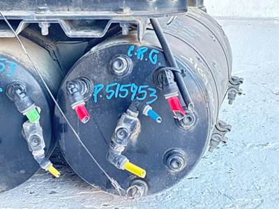 Freightliner Cascadia 126 Air Tank