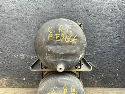 Freightliner Cascadia 132 Air Tank
