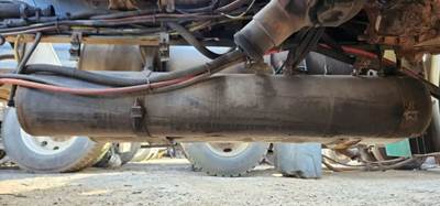 Freightliner Columbia 112 Air Tank