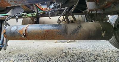 Freightliner Columbia 112 Air Tank