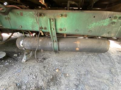 Freightliner Columbia 120 Air Tank