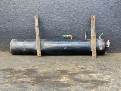 Freightliner Columbia 120 Air Tank