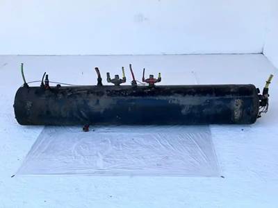 Freightliner Columbia 120 Air Tank