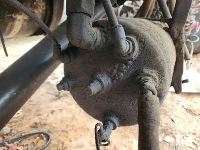 Freightliner Coronado 122 Air Tank for a 2013 Freightliner Coronado 12