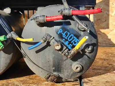 Freightliner FL112 Air Tank