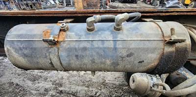 Freightliner FL112 Air Tank