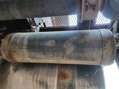 Freightliner FLC Air Tank