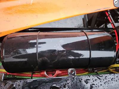 Freightliner M2 106 Air Tank