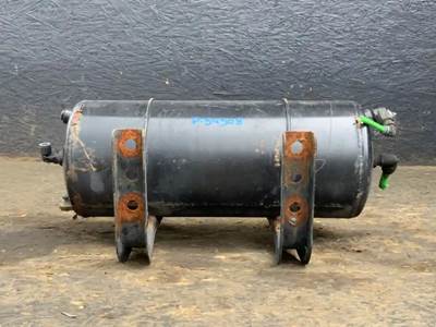 Freightliner M2 106 Air Tank