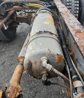 Freightliner M2 106 Air Tank