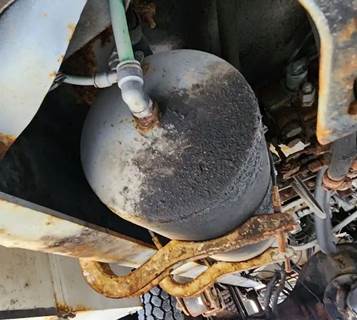 Freightliner M2 106 Air Tank