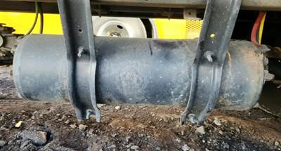 Freightliner M2 106 Air Tank