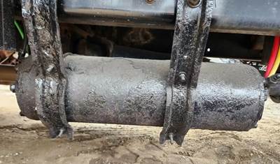 Freightliner M2 106 Air Tank