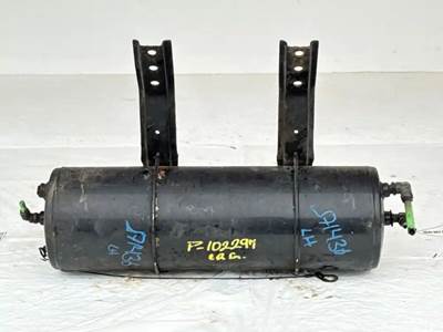 Freightliner M2 106 Air Tank