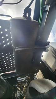 Freightliner M2 106 Air Tank