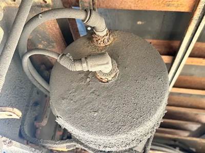Freightliner M2 106 Air Tank