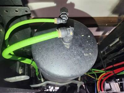 Freightliner M2 106 Air Tank