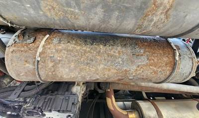 Freightliner M2 106 Air Tank