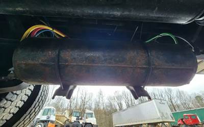 Freightliner M2 106 Air Tank